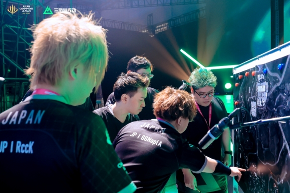 仅仅是一场 仅仅是一场