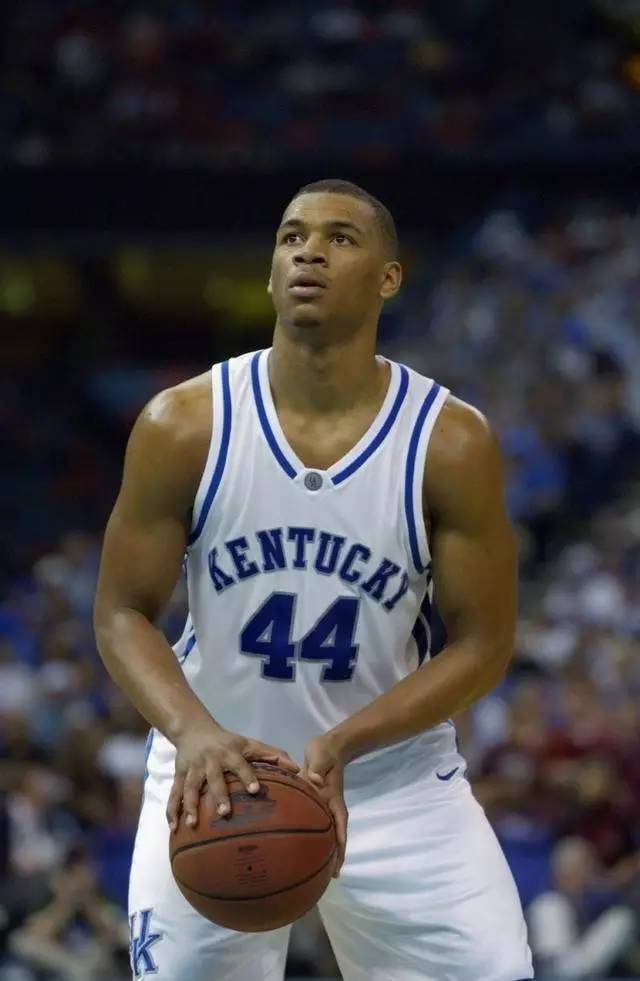 击败快船的 击败快船的