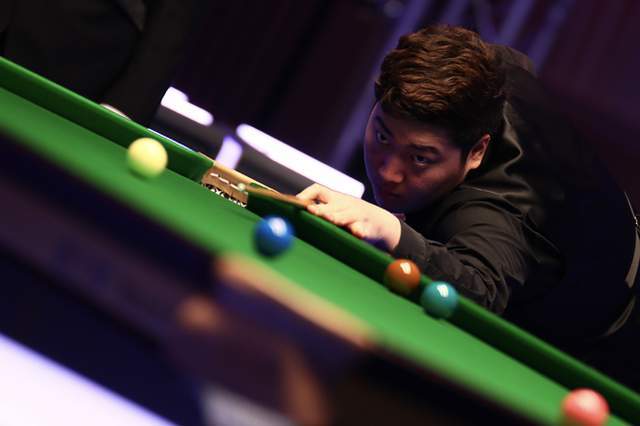 年轻球员的 年轻球员的